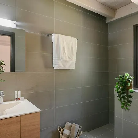 Villa Marina By Vintage Travel Szpartiá