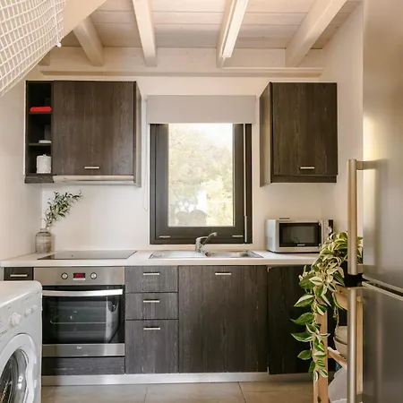 Marina By Vintage Travel *